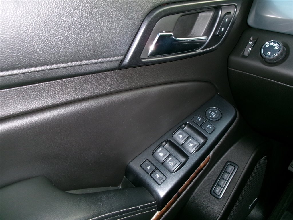 2017 Chevrolet Tahoe LT 4WD  photo