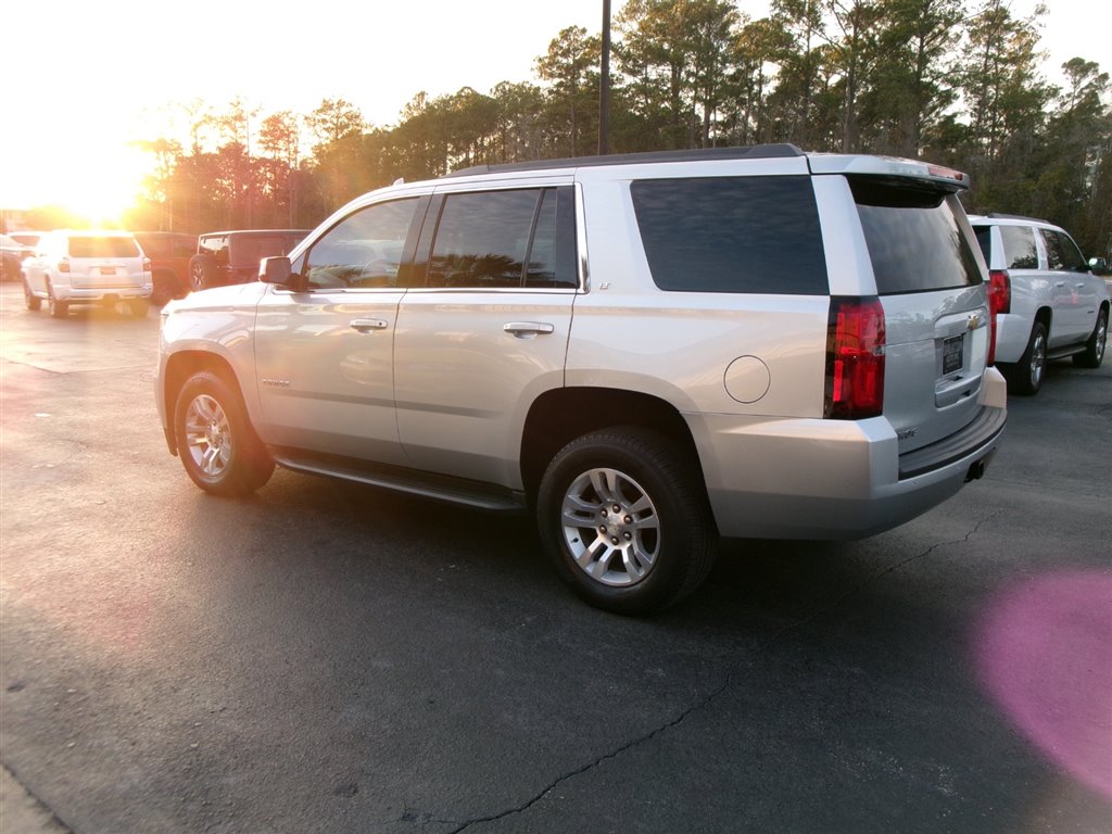2017 Chevrolet Tahoe LT 4WD  photo