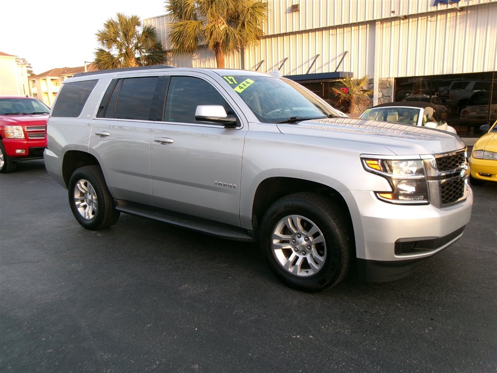 2017 Chevrolet Tahoe LT 4WD  photo