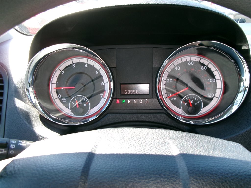 2013 Dodge Grand Caravan SXT photo
