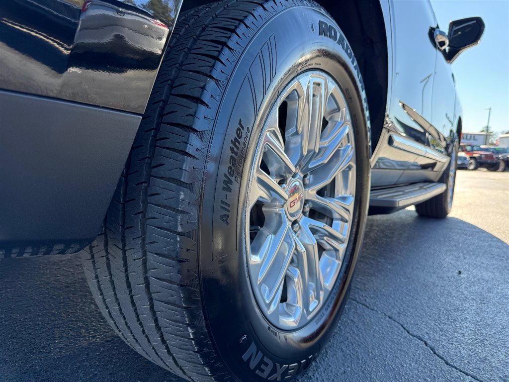 2022 GMC Yukon SLT 4WD - 9