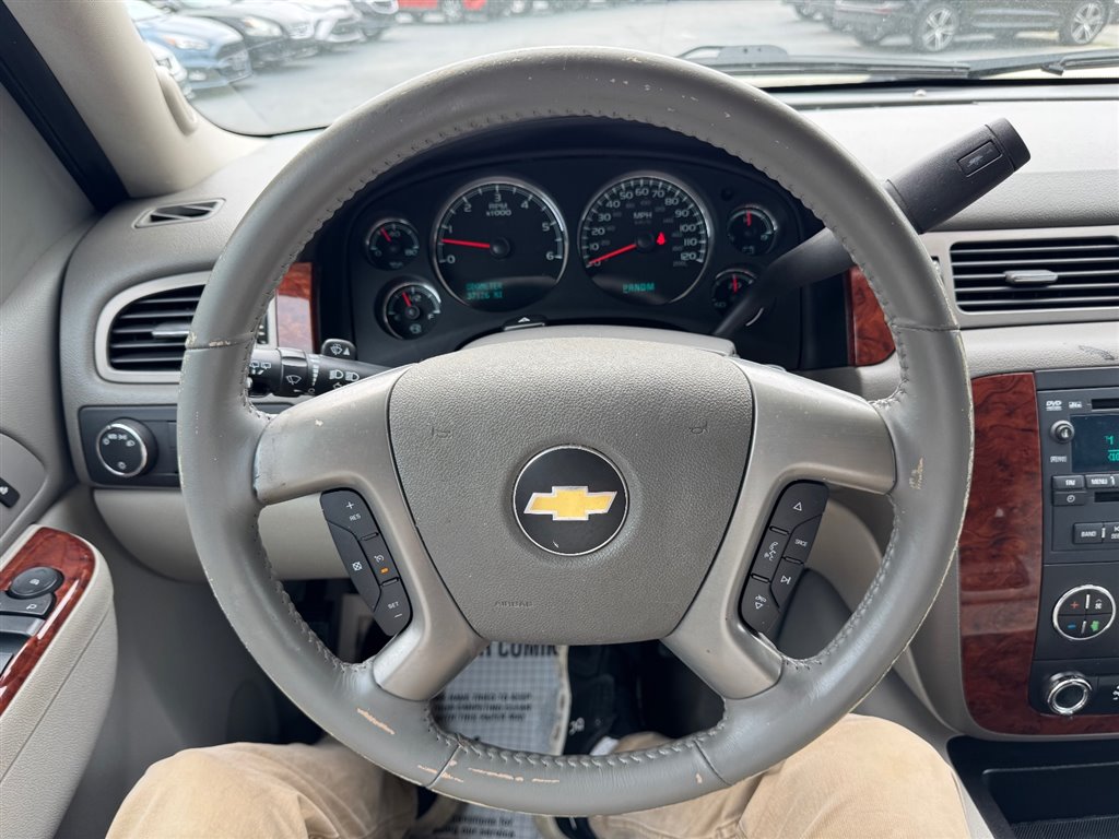 2013 Chevrolet Suburban LT 1500 2WD - 10
