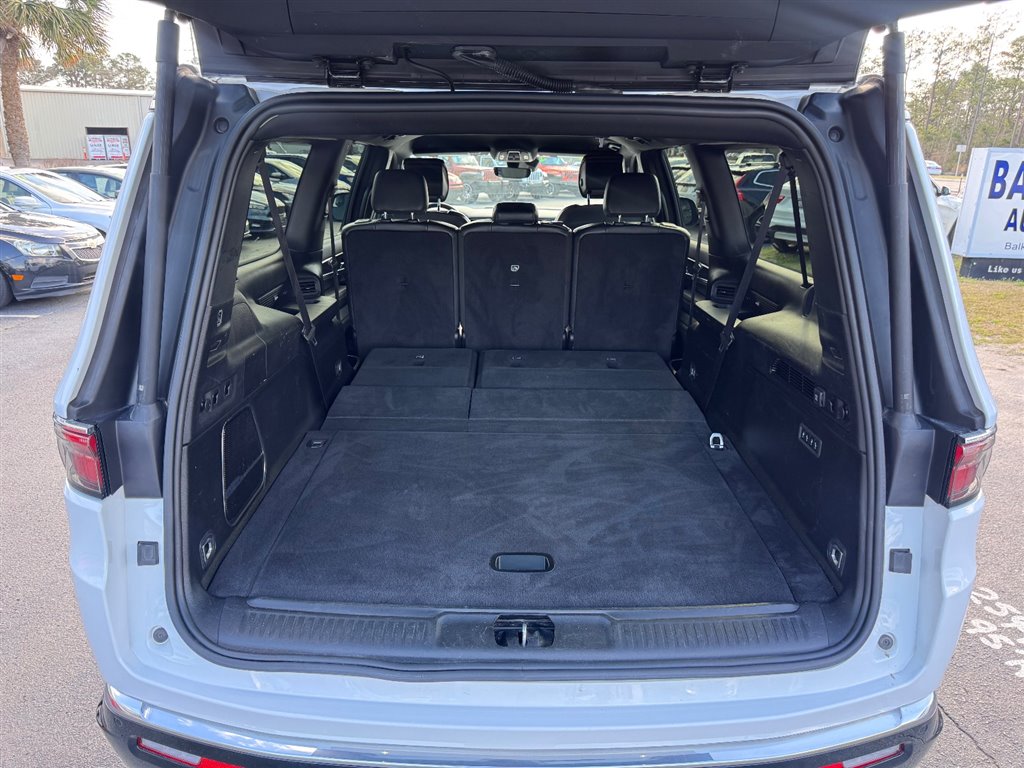 2024 Jeep Wagoneer L Series II 4WD  WHITE at Burns GMC