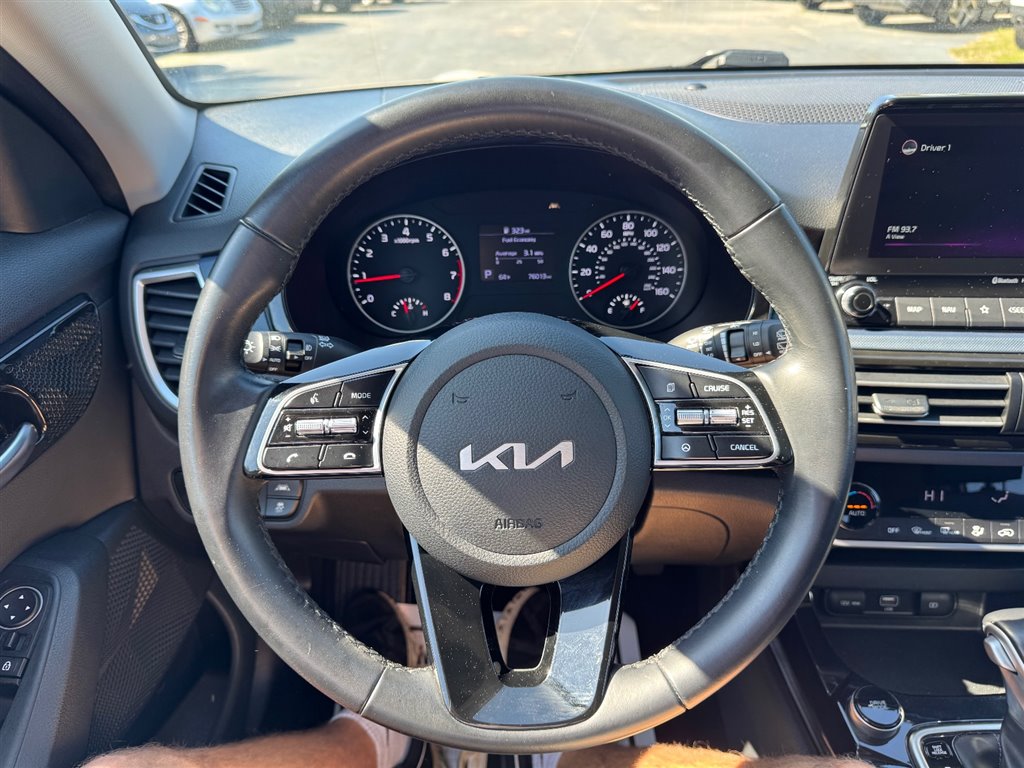 2022 Kia Seltos S - 10