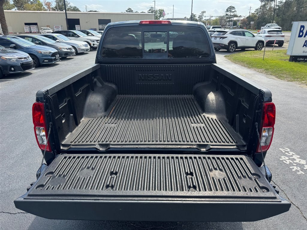 2018 Nissan Frontier Desert Runner Crew Cab 5AT 2WD Desert Runner - 10