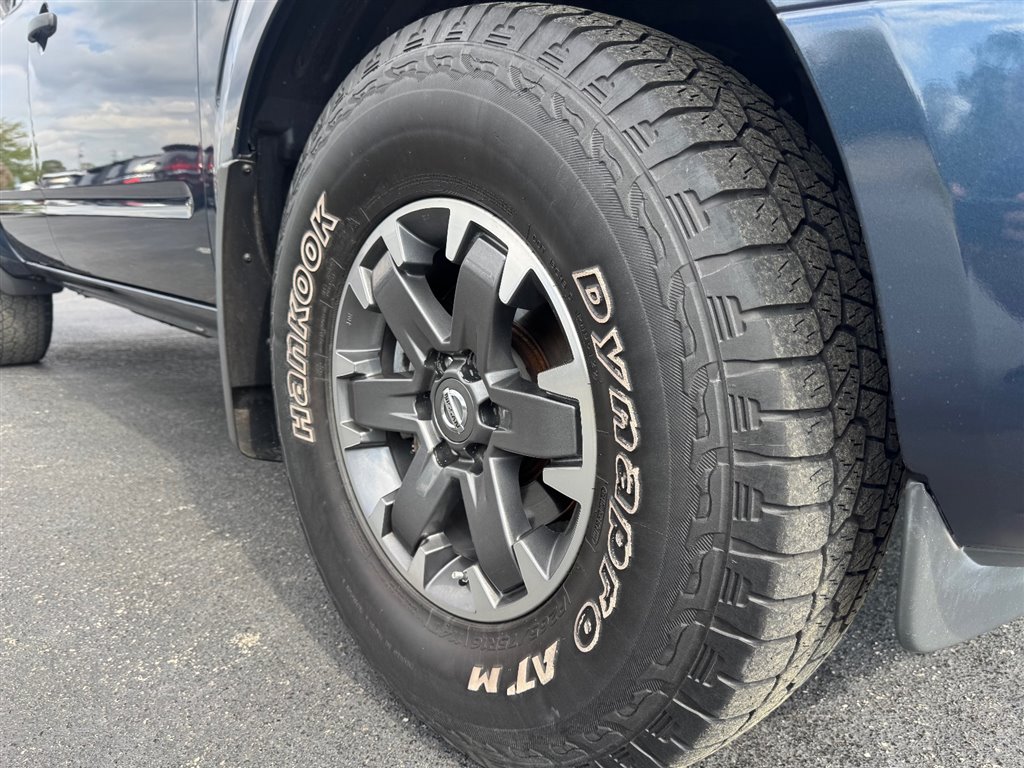 2018 Nissan Frontier Desert Runner Crew Cab 5AT 2WD Desert Runner - 8