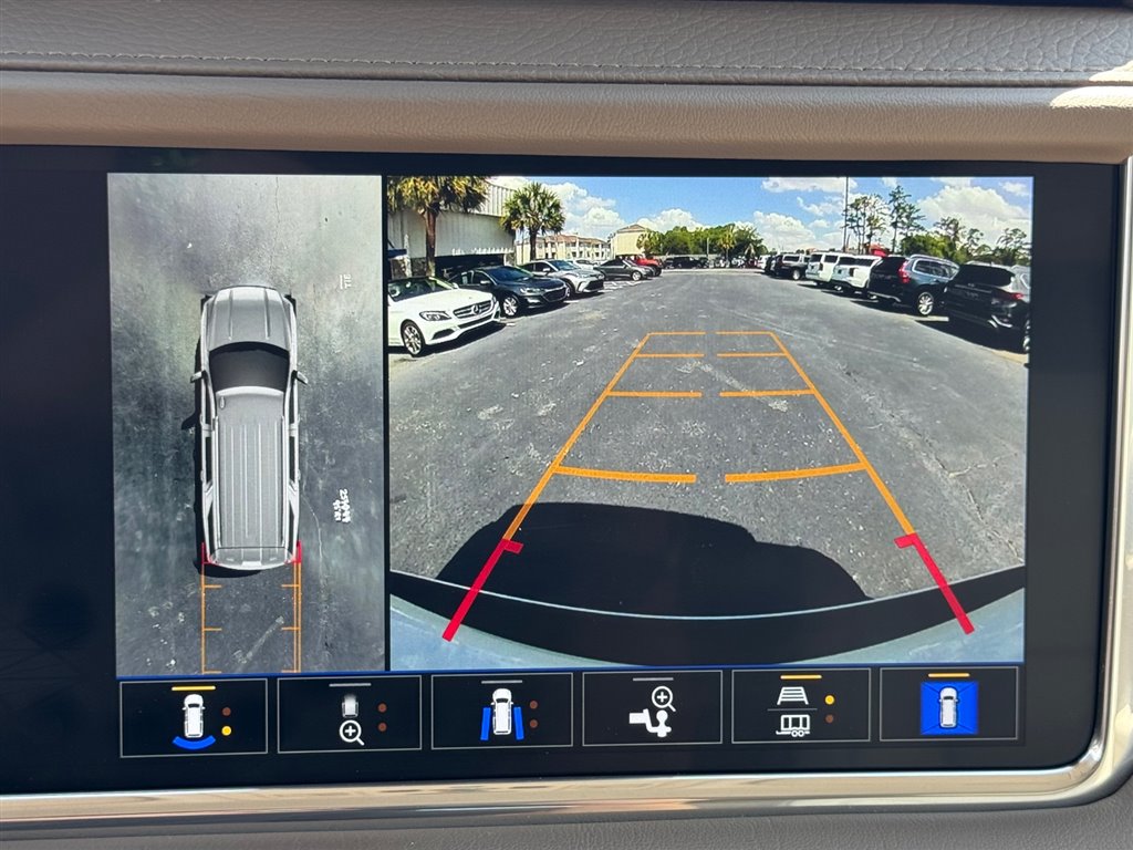 2023 GMC Yukon Denali 4WD  WHITE at Burns GMC