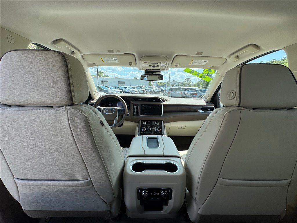 2023 GMC Yukon Denali 4WD  WHITE at Burns GMC