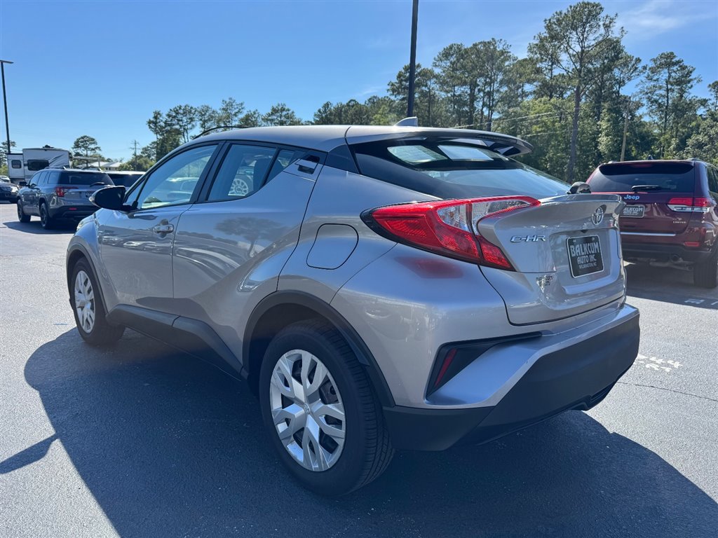 2020 Toyota C-HR LE - 5