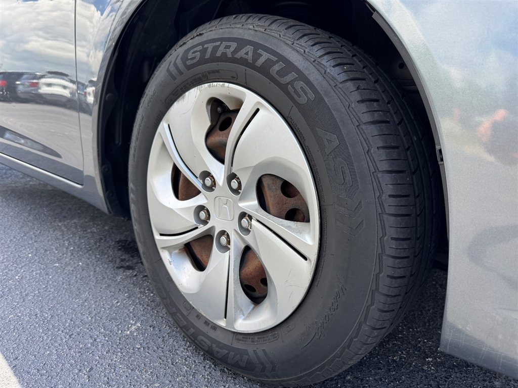 2013 Honda Civic LX Sedan 5-Speed AT - 8