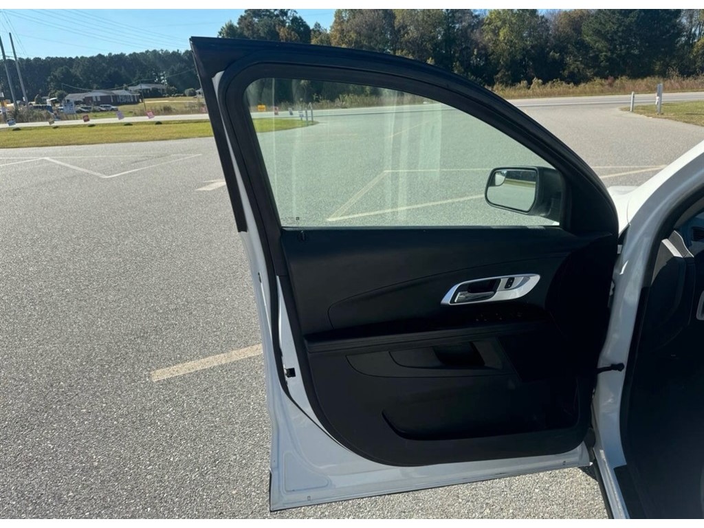 2014 Chevrolet Equinox LS photo