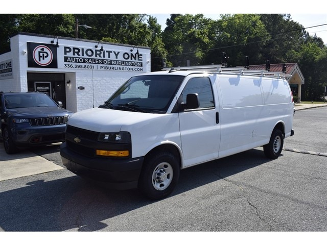 White 2022 Chevrolet Express Cargo 2500 Extended RWD Van Rear-Wheel Drive Automatic