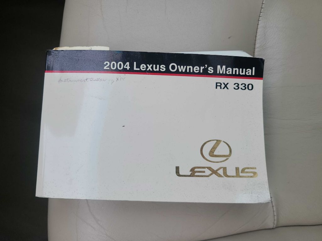 2004 Lexus RX 330 photo