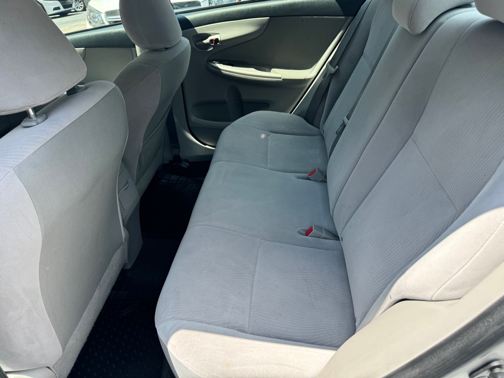 2011 Toyota Corolla photo