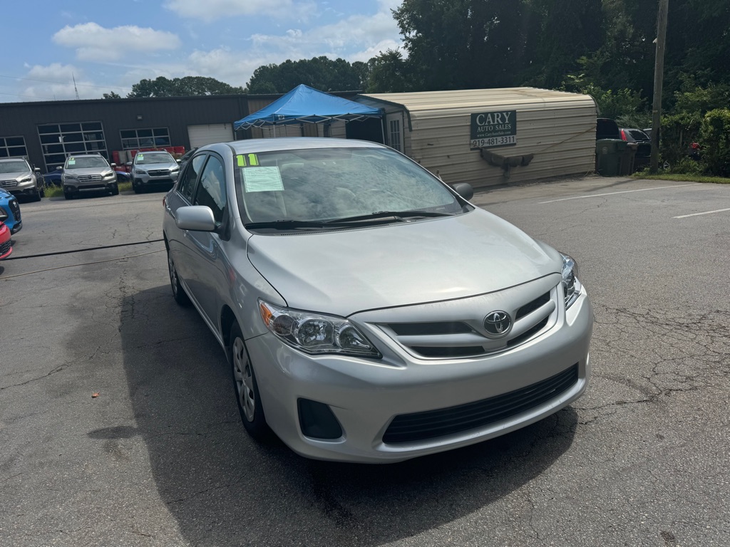 2011 Toyota Corolla photo