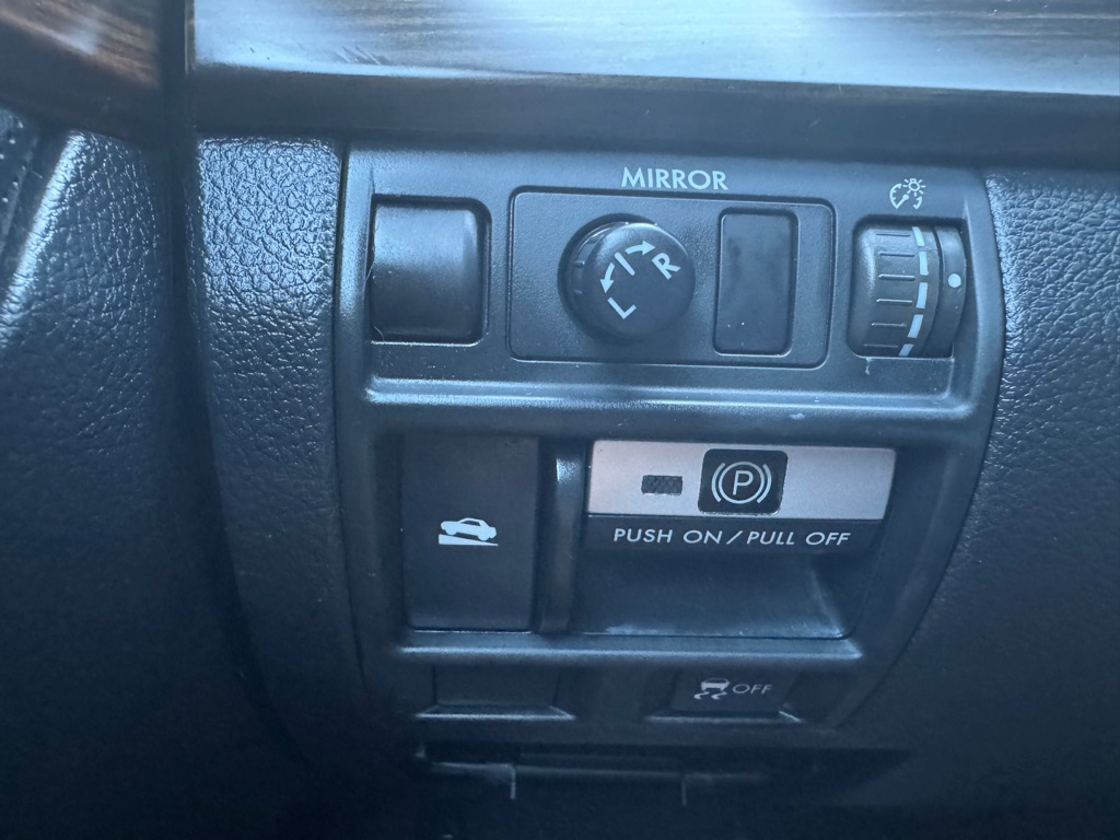 2014 Subaru Outback 2.5i Limited photo