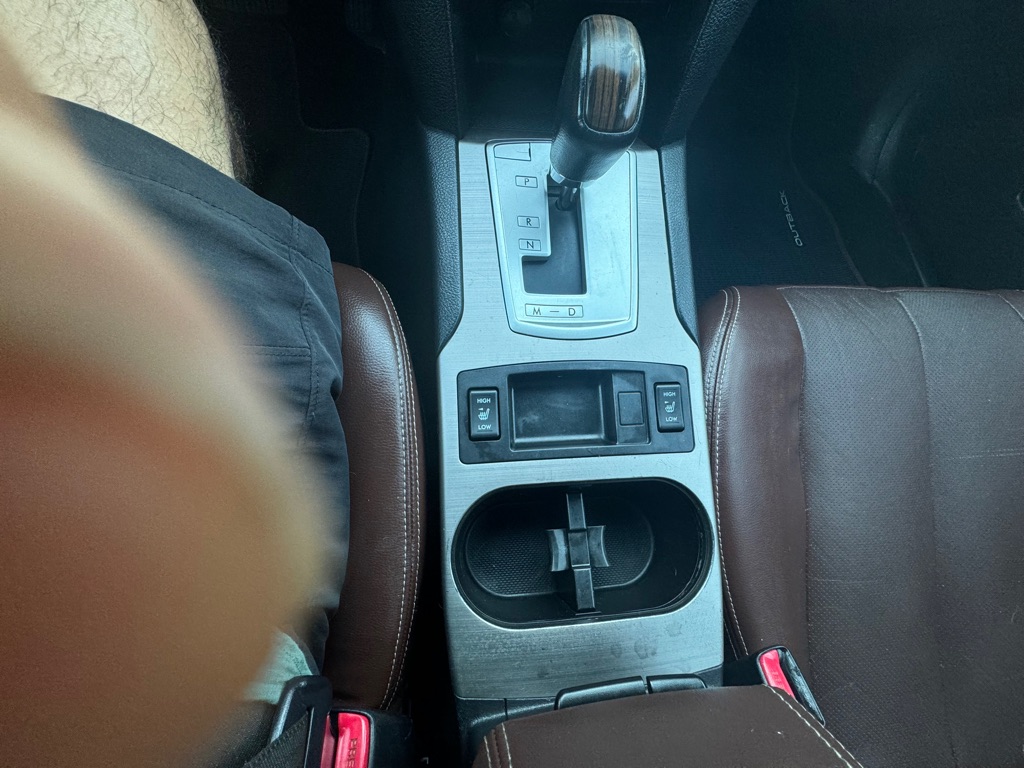 2014 Subaru Outback 2.5i Limited photo