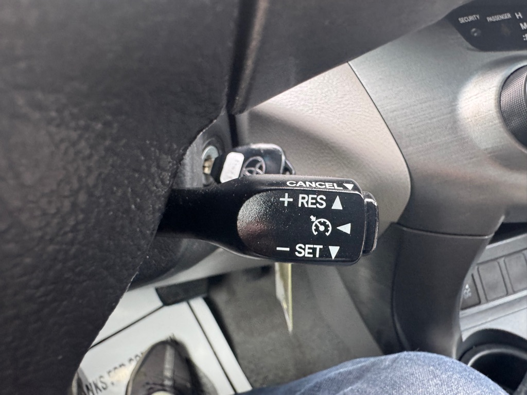 2011 Toyota RAV4 photo