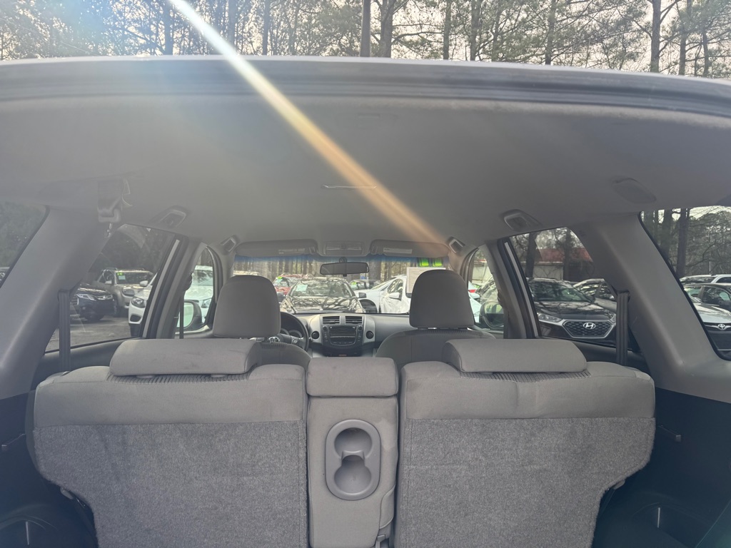 2011 Toyota RAV4 photo