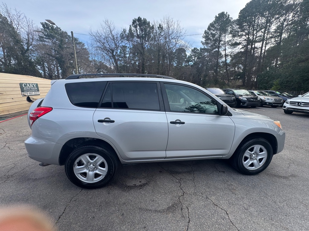 2011 Toyota RAV4 photo