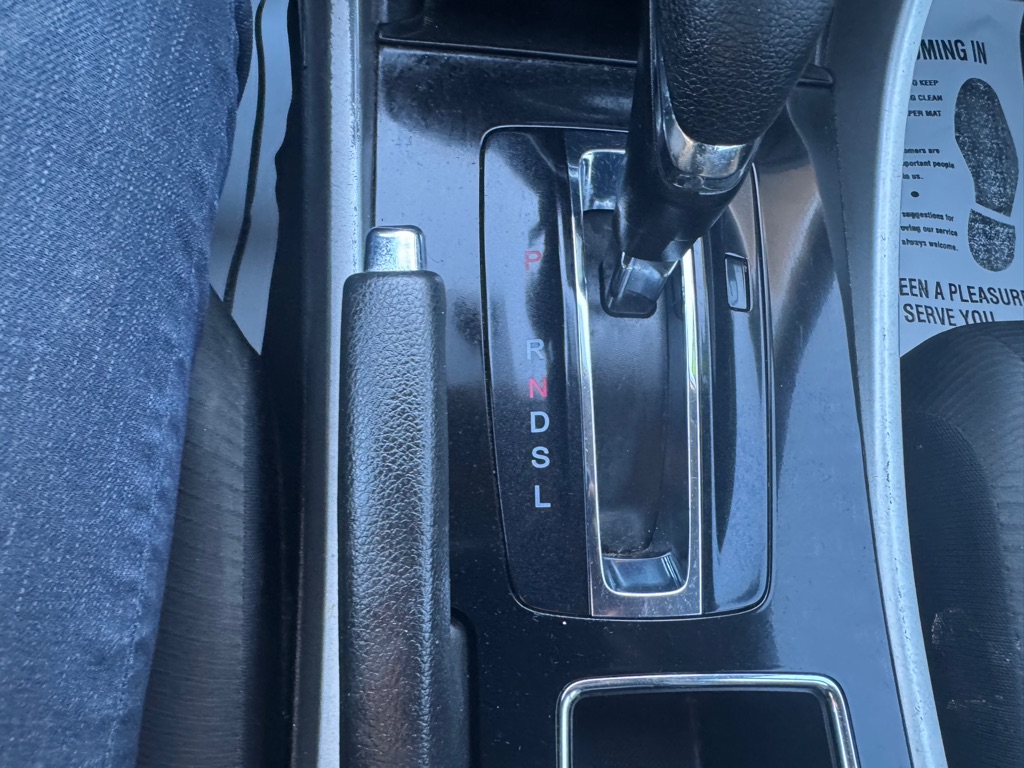 2017 Honda Accord LX  photo