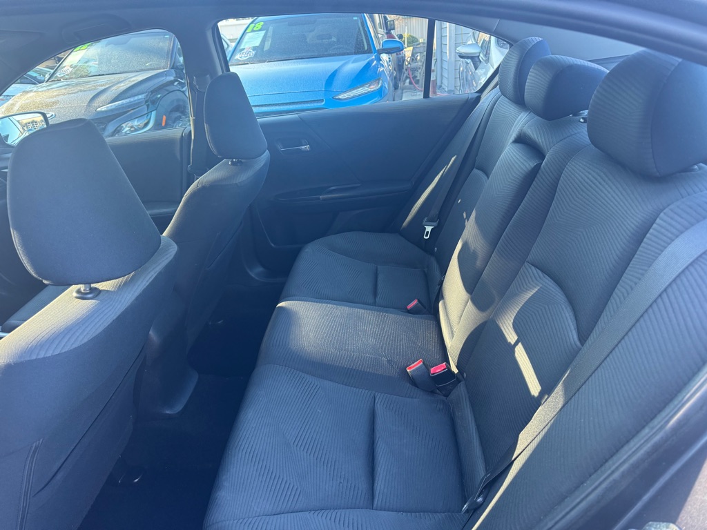 2017 Honda Accord LX  photo