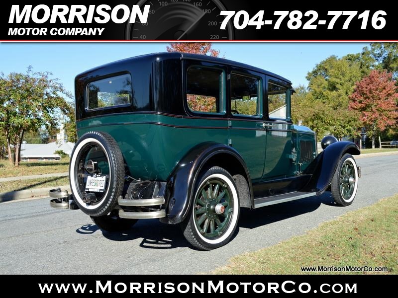 1928 Mazda Protege DX photo