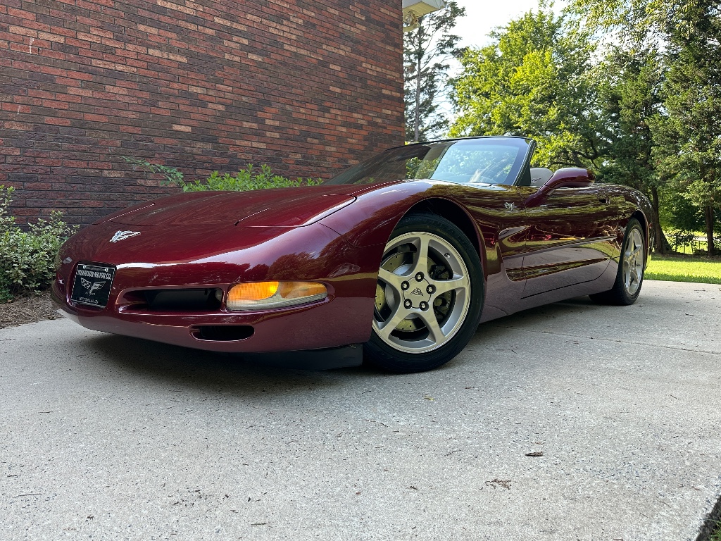 2003 Chevrolet Corvette photo