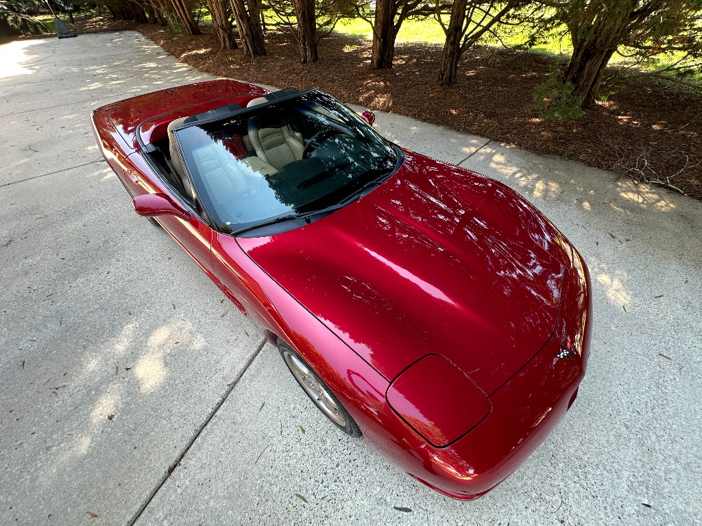 2004 Chevrolet Corvette photo