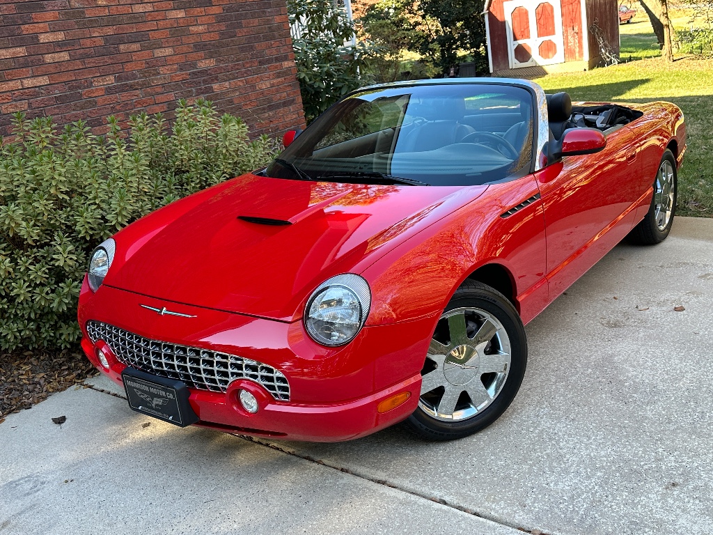 2002 Ford Thunderbird Deluxe photo