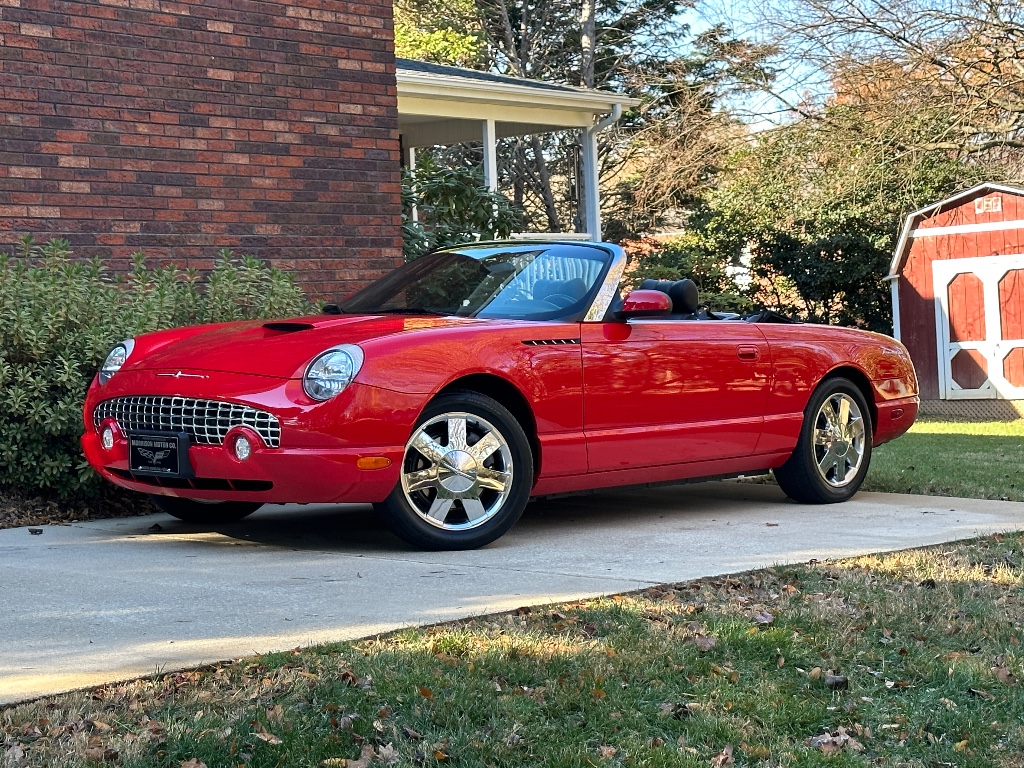 2002 Ford Thunderbird Deluxe photo