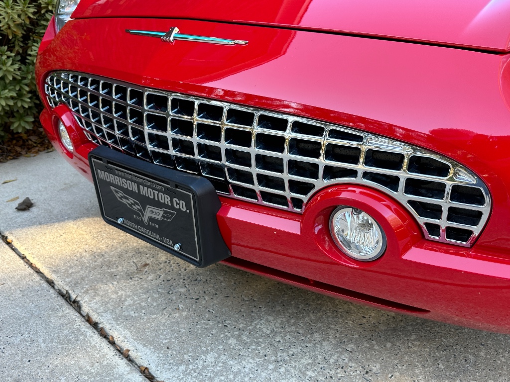 2002 Ford Thunderbird Deluxe photo