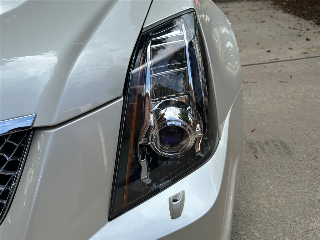 2011 Cadillac MDX photo