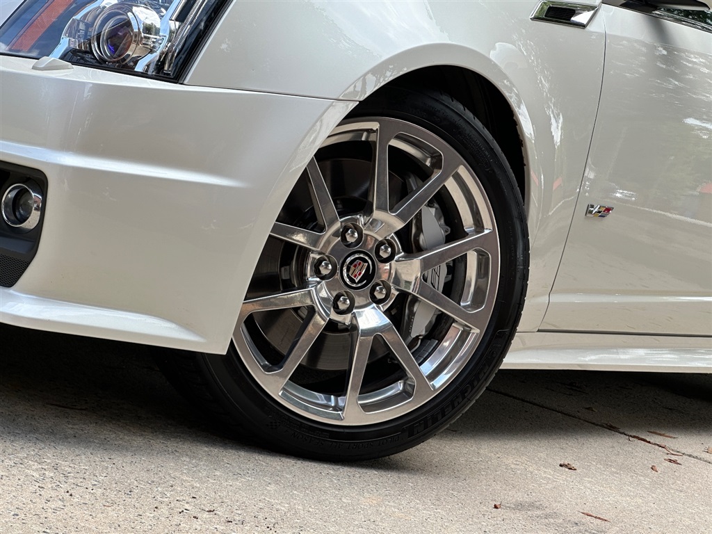 2011 Cadillac MDX photo