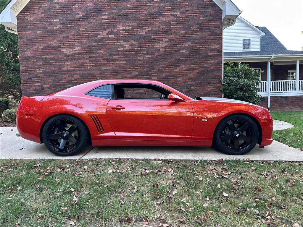 2010 Chevrolet Camaro SS photo