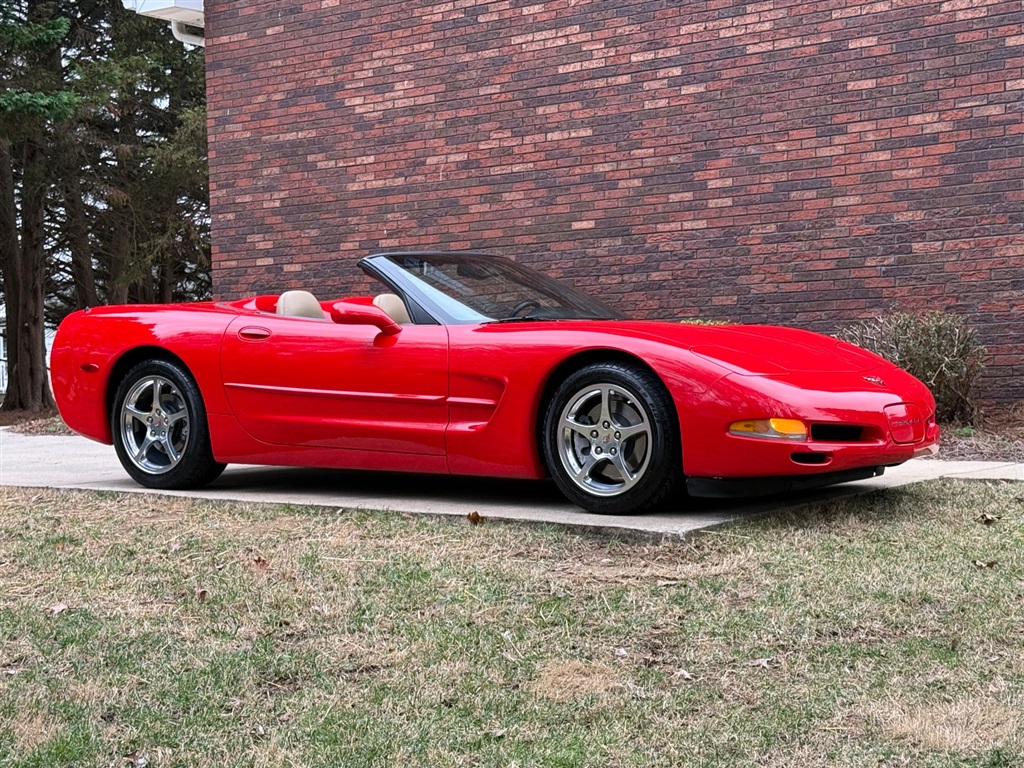 2002 Chevrolet Corvette photo