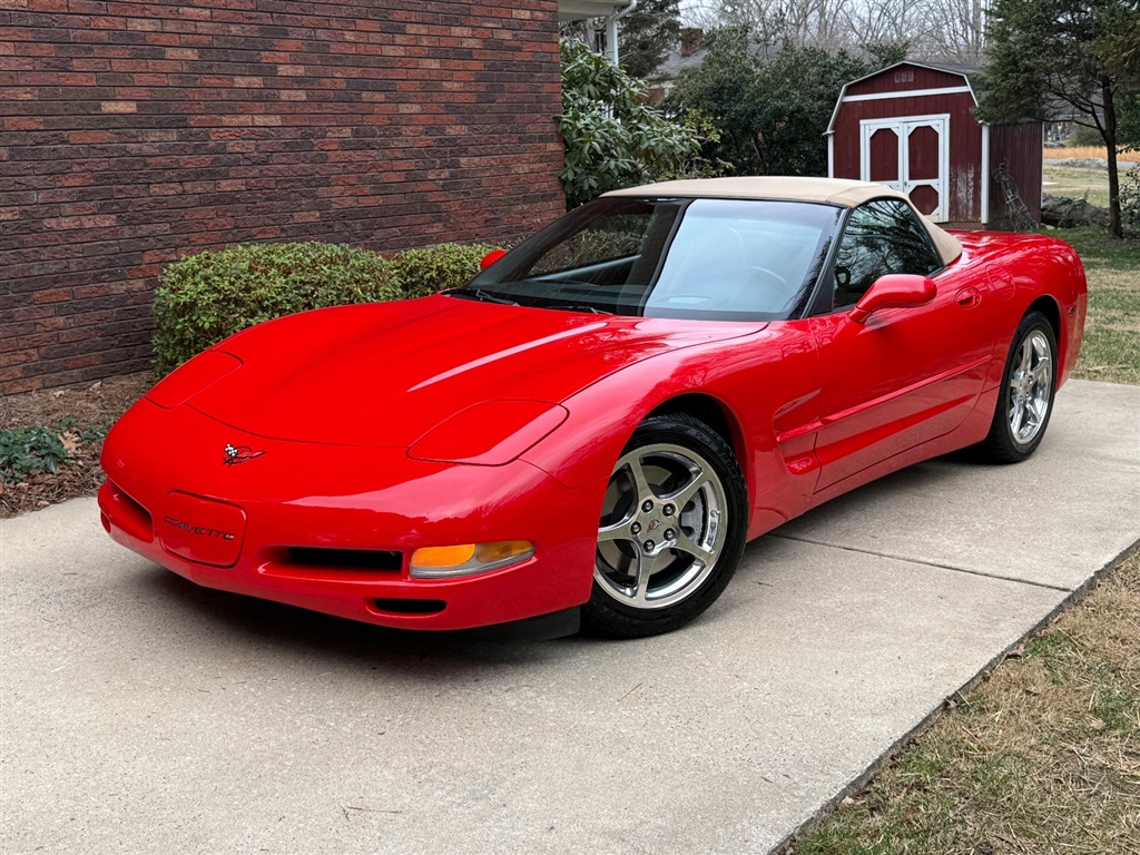 2002 Chevrolet Corvette photo