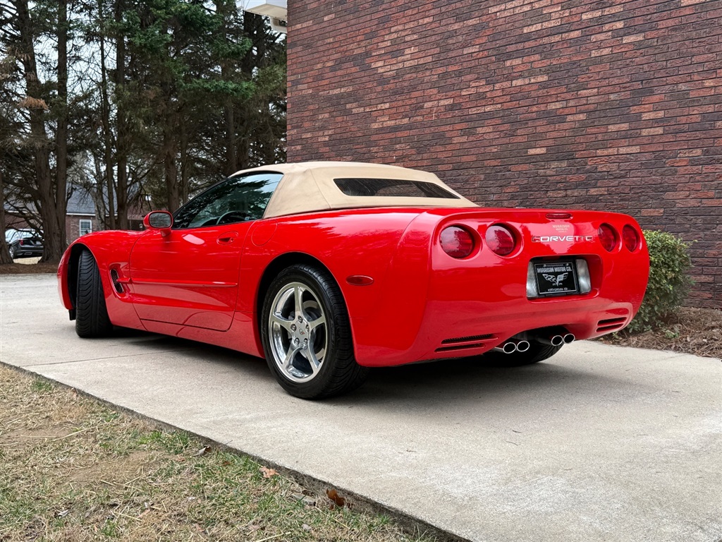 2002 Chevrolet Corvette photo