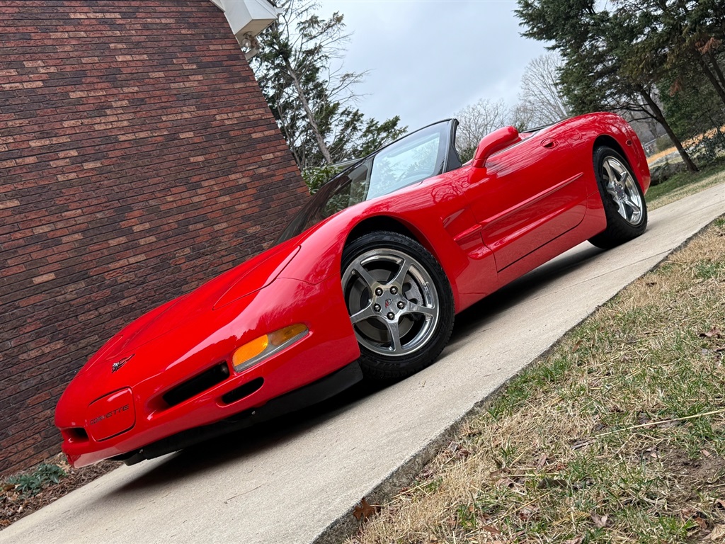 2002 Chevrolet Corvette photo