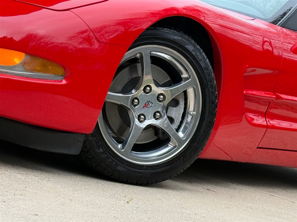 2002 Chevrolet Corvette photo