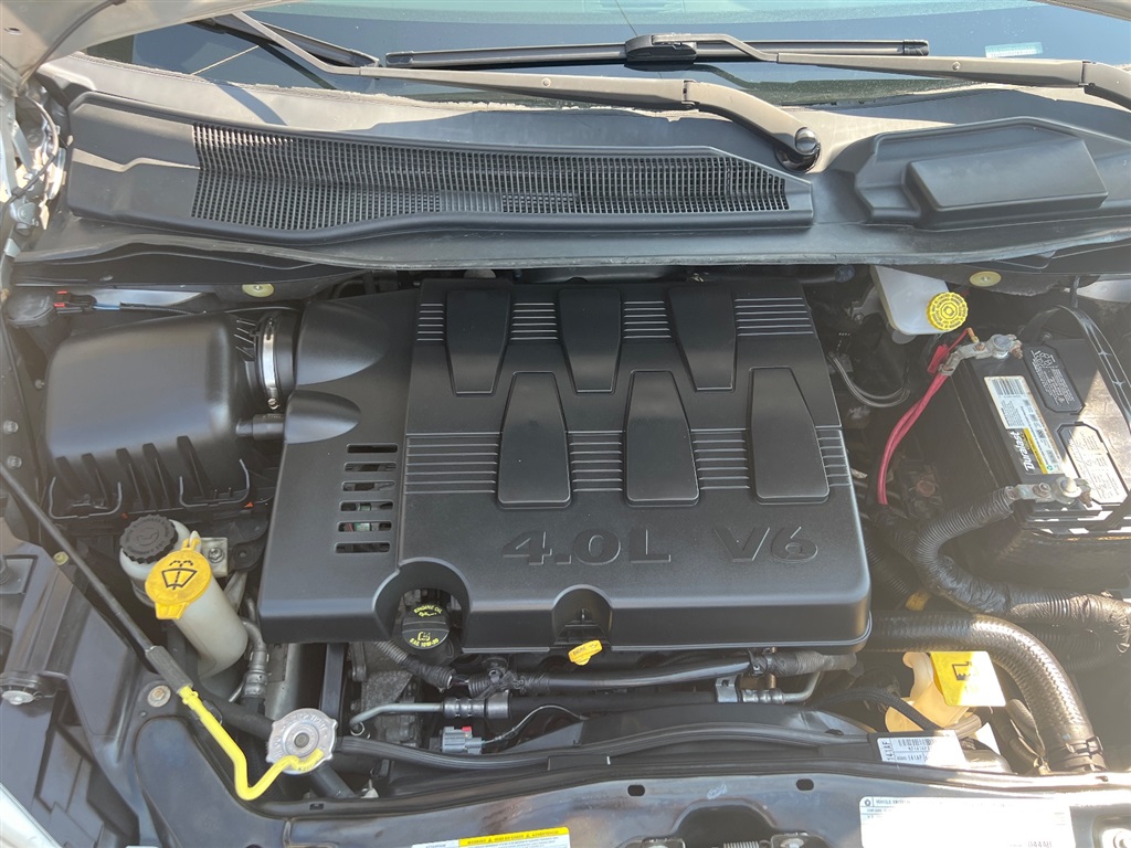 ChryslerTown & Country Touring11