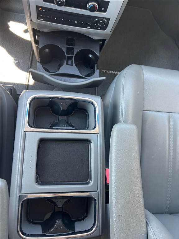 ChryslerTown & Country Touring27