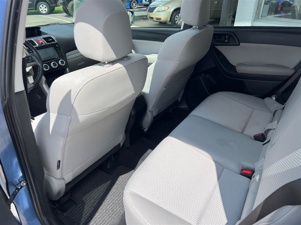 SubaruForester 2.5i Premium PZEV CVT26
