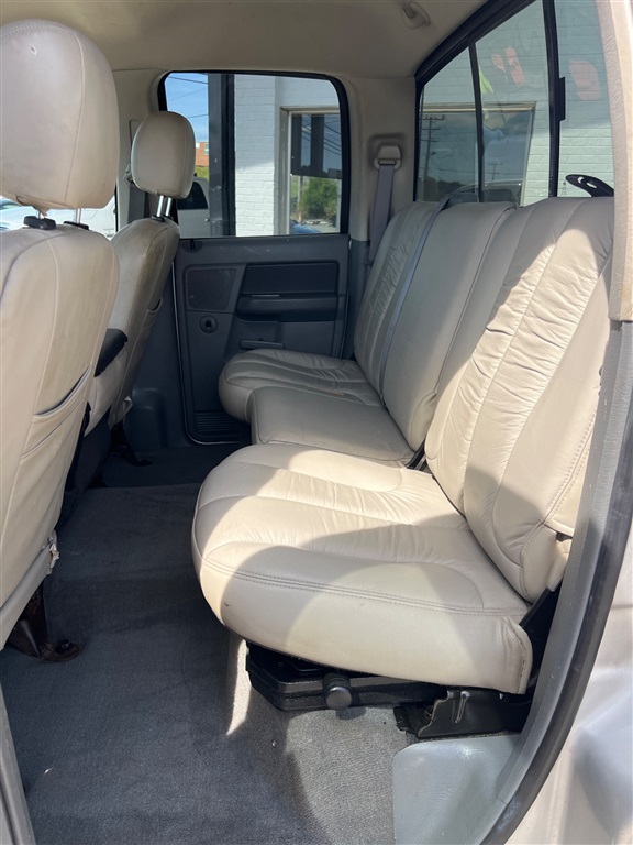 DodgeRam 2500 SLT Quad Cab Long Bed 4WD25