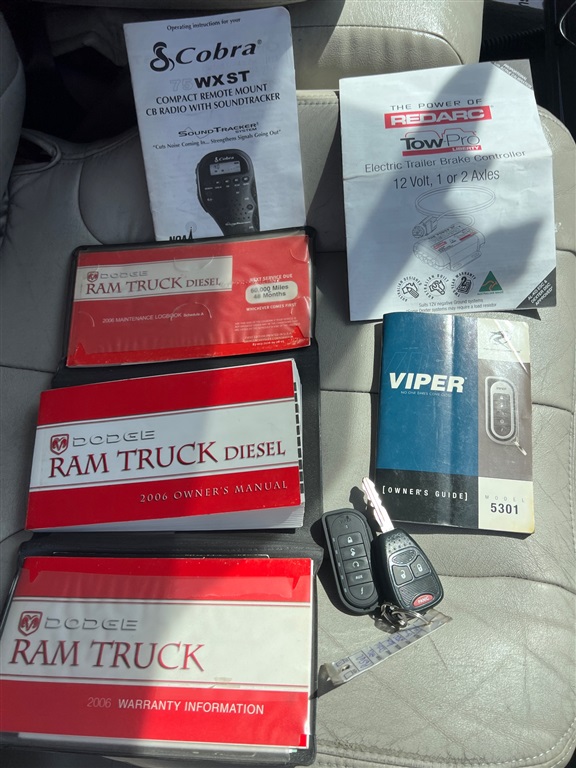 DodgeRam 2500 SLT Quad Cab Long Bed 4WD31