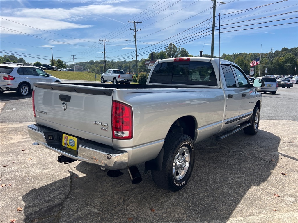DodgeRam 2500 SLT Quad Cab Long Bed 4WD5