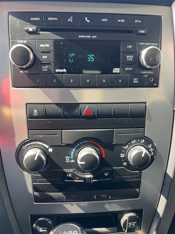 JeepGrand Cherokee Laredo 4WD17