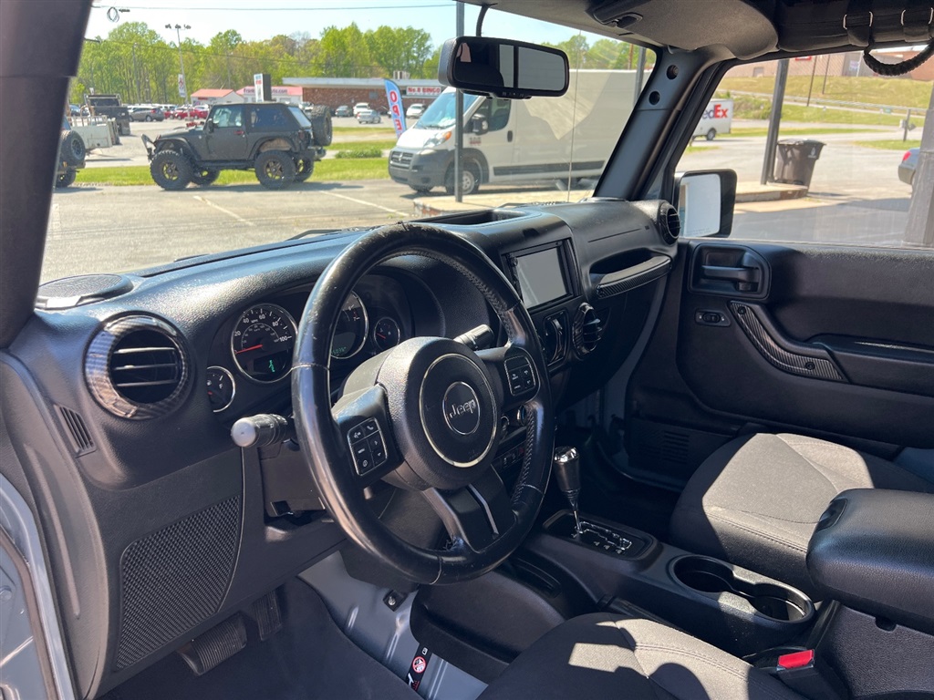 JeepWrangler Unlimited Sport 4WD10