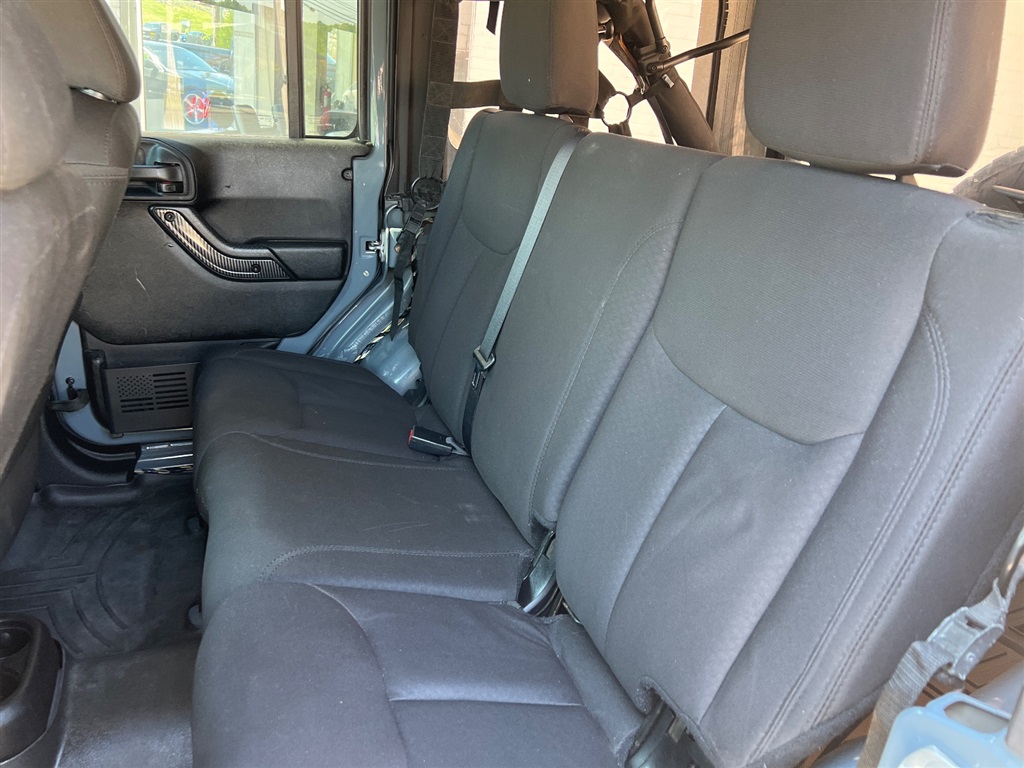 JeepWrangler Unlimited Sport 4WD22