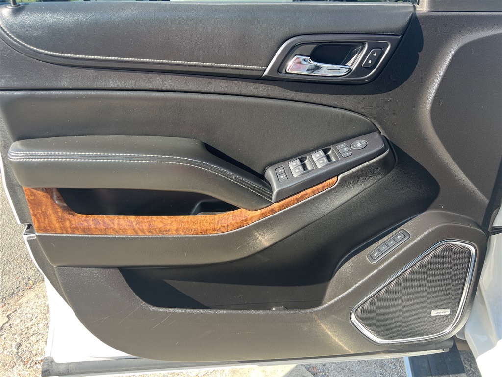 ChevroletSuburban LTZ 1500 4WD16